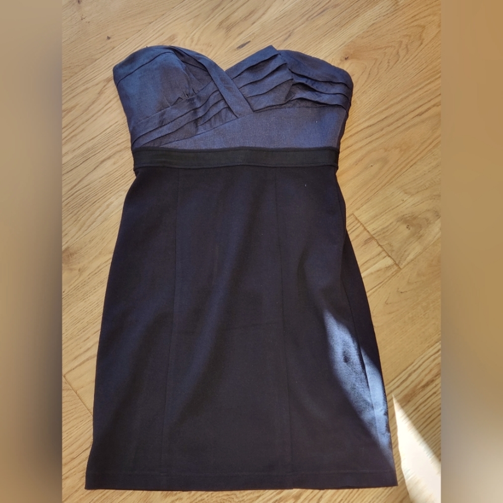 BCBGMaxAzria Sheath Dress sz 10 work cocktail tailored classic Blue Black